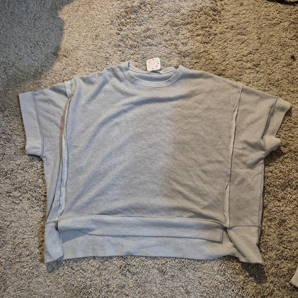 Zenana Outfitters Gray Short Sleeve Top